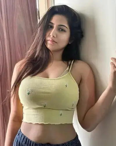Escorts Malout